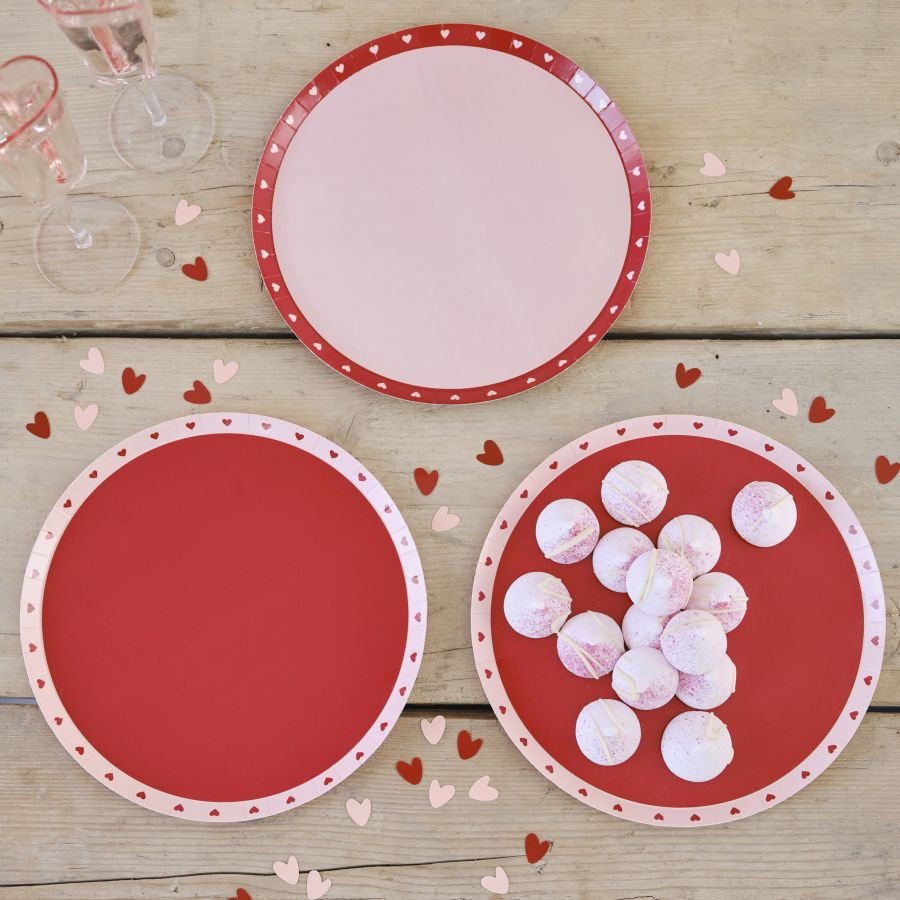 8 piatti a cuore rossi e rosa per il compleanno del tuo bambino