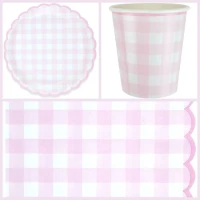 Scatola per feste a quadretti rosa smerlati