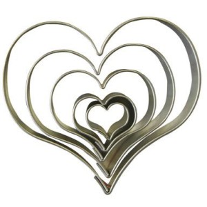 5 Tagliabiscotti cuore - Metallo