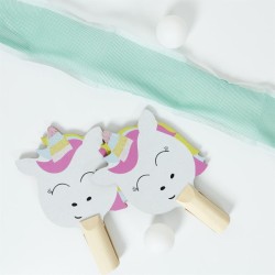 Gioco del ping-pong con unicorno. n°1