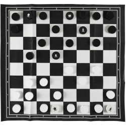 Gioco gigante di scacchi e dama all aperto. n°1