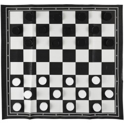 Gioco gigante di scacchi e dama all aperto. n°2