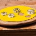 FunCakes pasta di zucchero decorativa arrotolabile gialla - 430g. n°3
