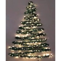 Ghirlanda LED da parete in abete - 6 m