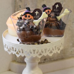 4 assortimenti di Halloween Teschio  /  Ossa - Cioccolato. n7