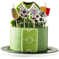 4 candeline di compleanno a tema calcio 2D. n�2