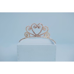 Tiara scintillante d oro. n2