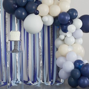 Kit Arco di 70 Palloncini + Tenda - Blu marino/Crema/Argento