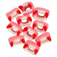 10 caramelle a forma di denti di vampiro
