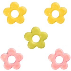 5 fiori aperti: 2 gialli / 2 rosa / 1 verde, � 3,5 cm, cioccolato bianco