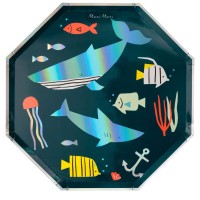 8 Piatti Grandi In Fondo al Mar