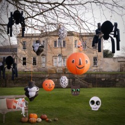 3 lanterne di Halloween. n4