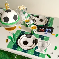 6 piatti per feste a tema calcistico. n�1