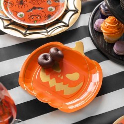 6 piatti a forma di zucca per Halloween. n�2