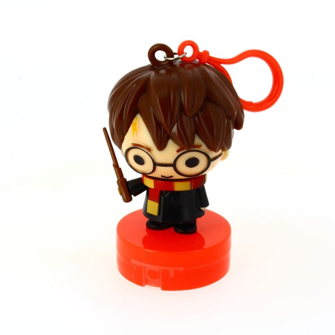1 portachiavi di Harry Potter  +  caramelle 
